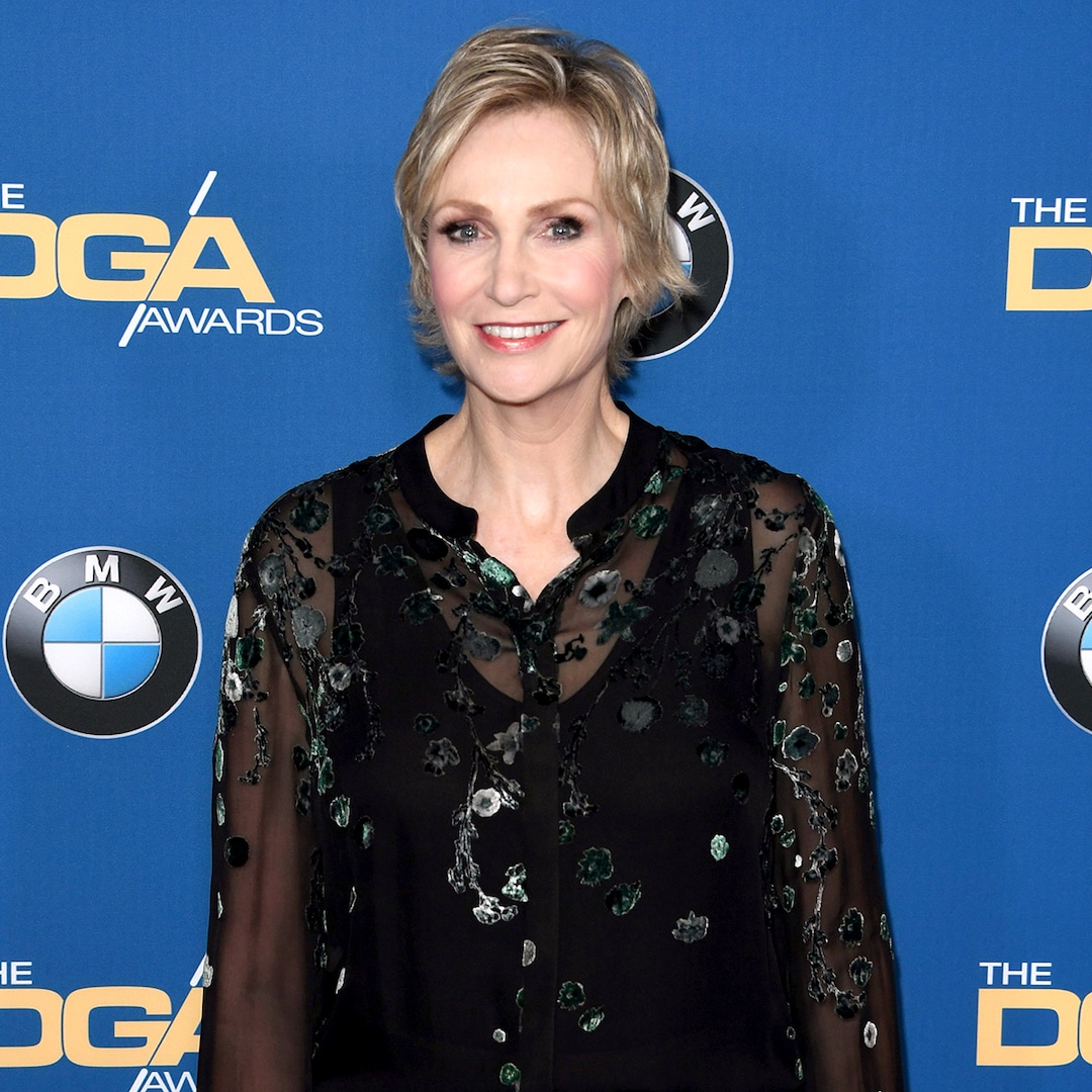 Jane Lynch's 2020 Emmys Look Proves She's Mastered at-Home Fashion - E